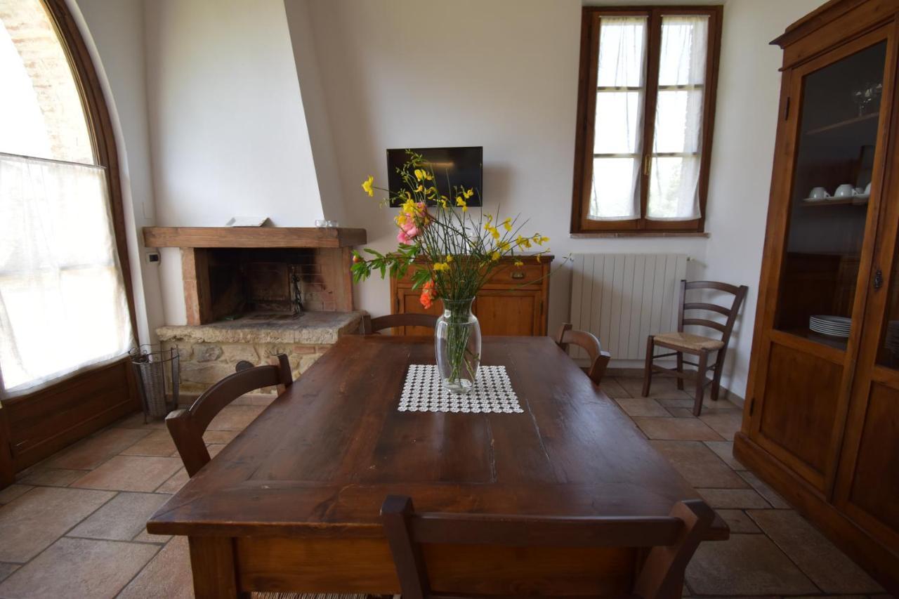Villa Borgo Mulignone Casole dʼElsa Esterno foto